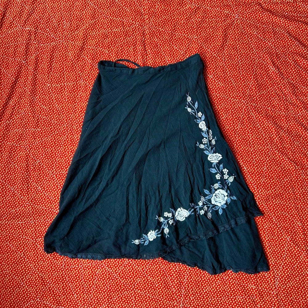 Jetzebel Vintage Black Gauze Embroidered Floral Wrap Skirt Lace Trim Twee Boho